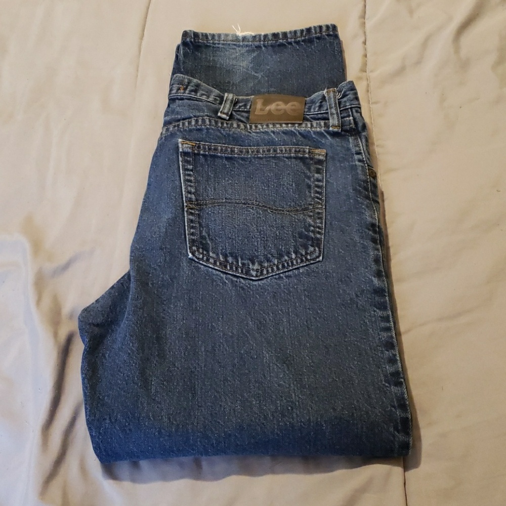 Jeans - Picture 2 of 3
